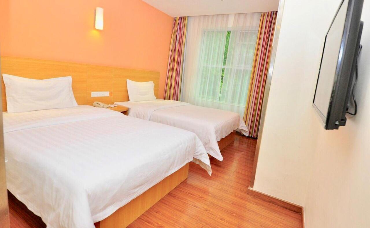 7Days Inn Guangzhou Tianhe Yantang Yue Ken Road Εξωτερικό φωτογραφία